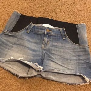 Maternity shorts